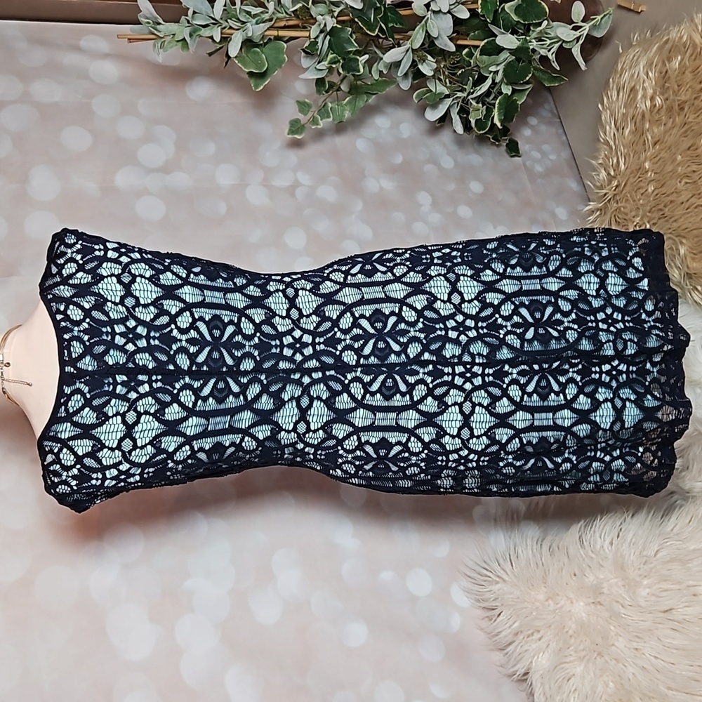 Covington | Blue and Aqua  Lace A-line Dress - Picture 3 of 10